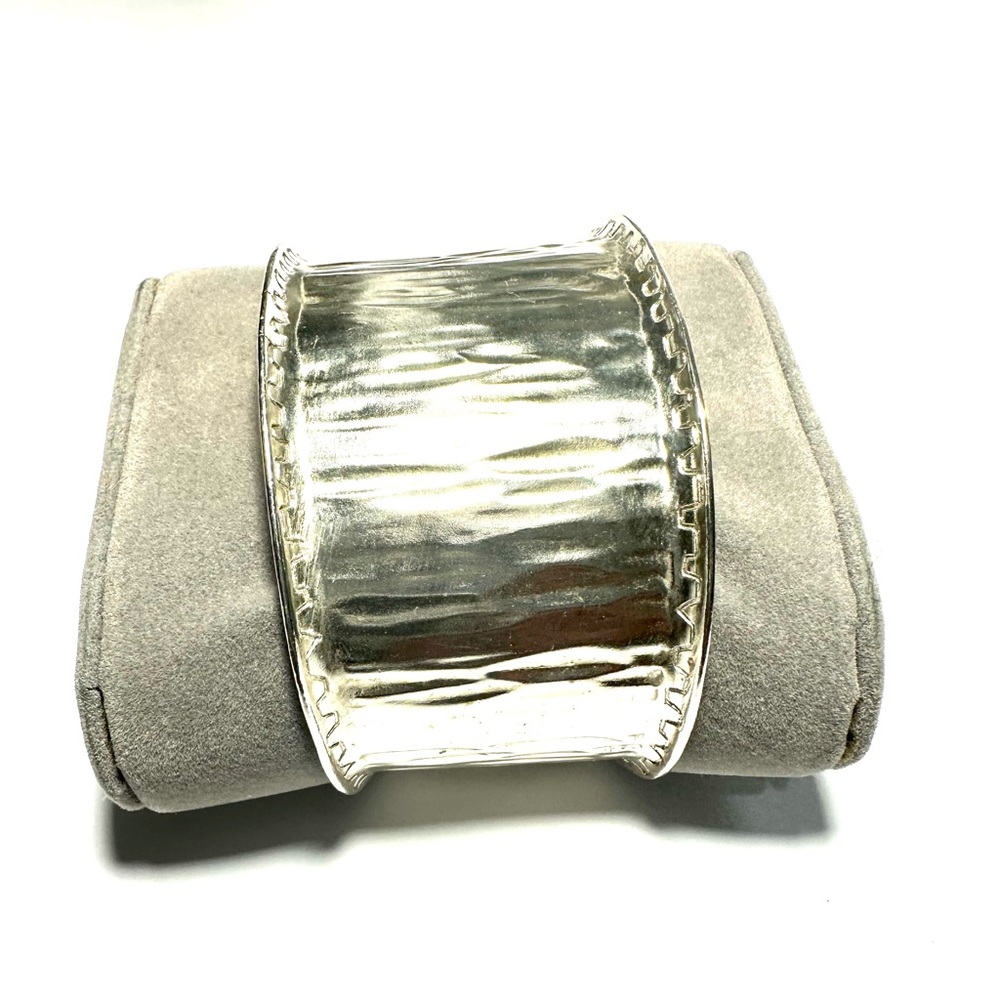 Silpada sterling silver cuff